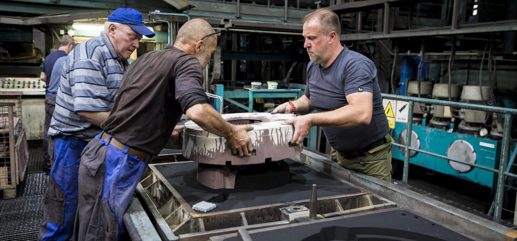 Formgebungsverfahren auf der Formanlage